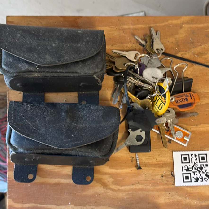 Mugs, Tripod, Bolts and More - image 4 of 9