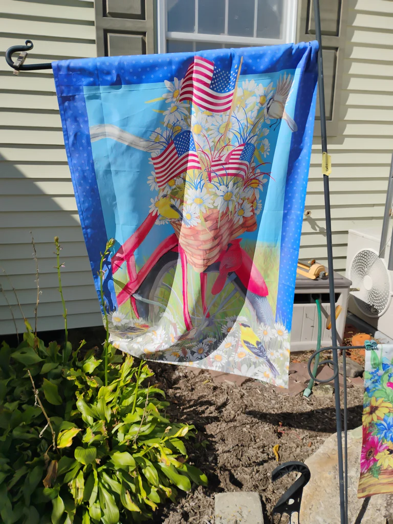 Garden Flags, Wind Chime, Bird Feeder, Hooks - image 4 of 9