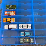Toy Die-Cast Cars and Storage Cases - thumbnail 25 of 41