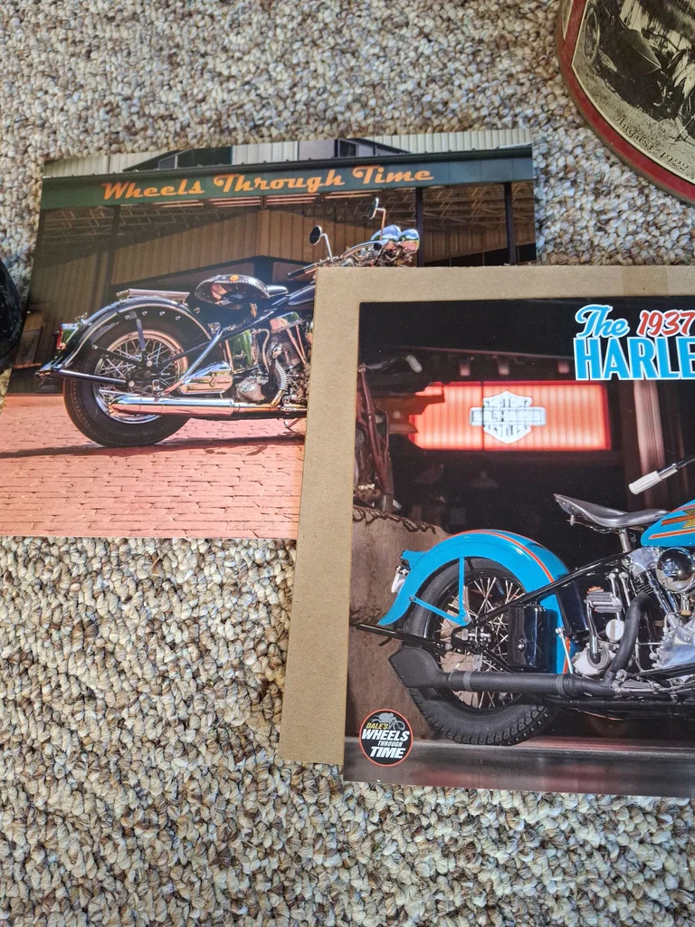 Harley-Davidson Motorcycle Collectibles and Decor Assortment - image 7 of 12