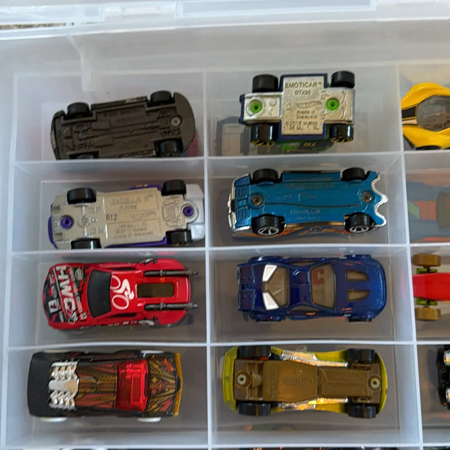 Die Cast Toy Cars in Plastic Storage Case - image 13 of 29