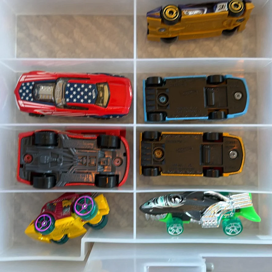 Toy Die-Cast Cars and Plastic Storage Case - image 23 of 29