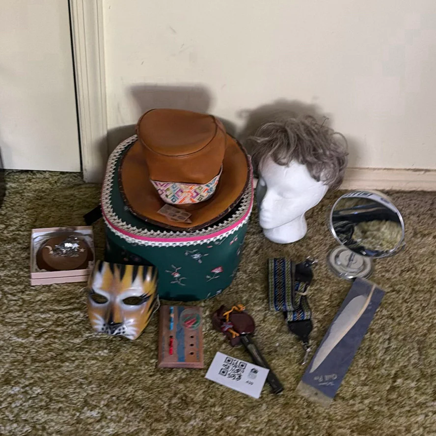 Decorative and Costume Accessories Lot - image 1 of 10