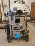 HART 8 Gallon Wet/Dry Vacuum and Assorted Yard Tools - thumbnail 2 of 7