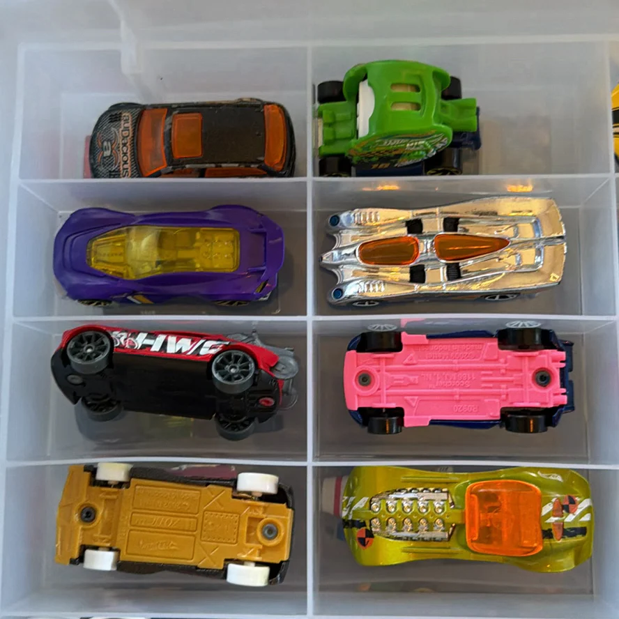 Die Cast Toy Cars in Plastic Storage Case - image 12 of 29