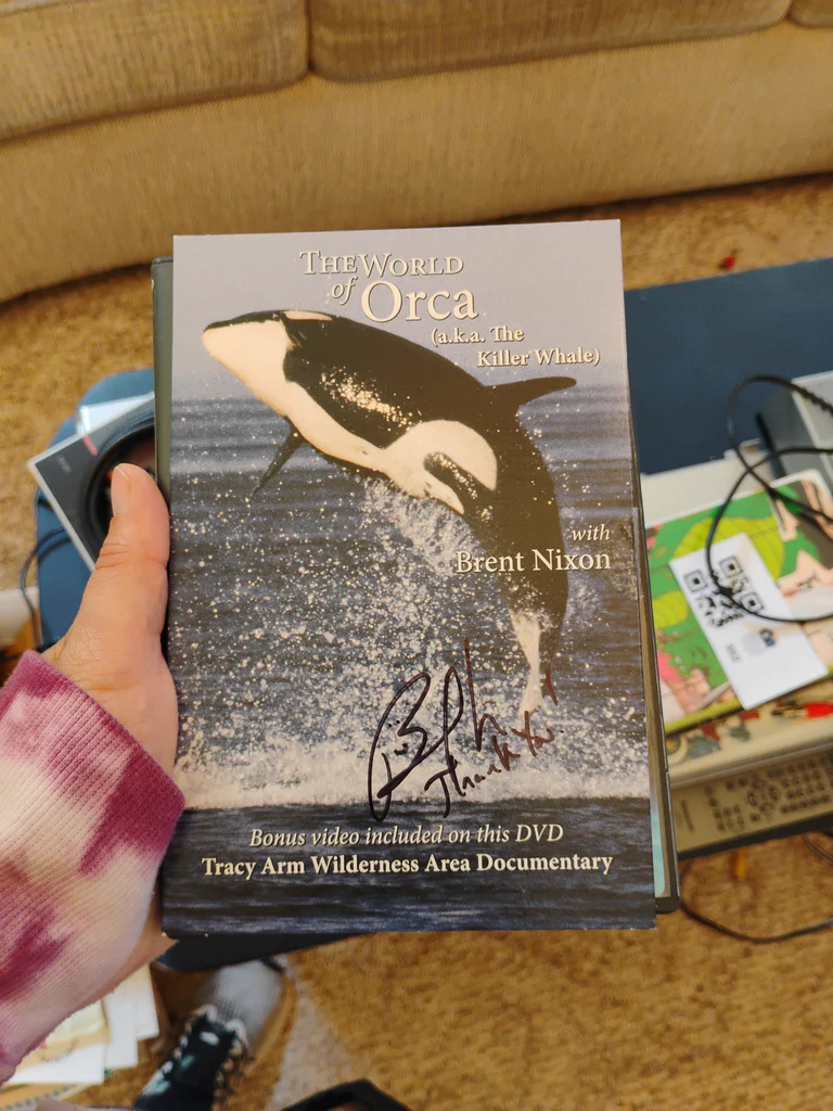 DVD Player with Wildlife Documentary DVDs - image 6 of 9