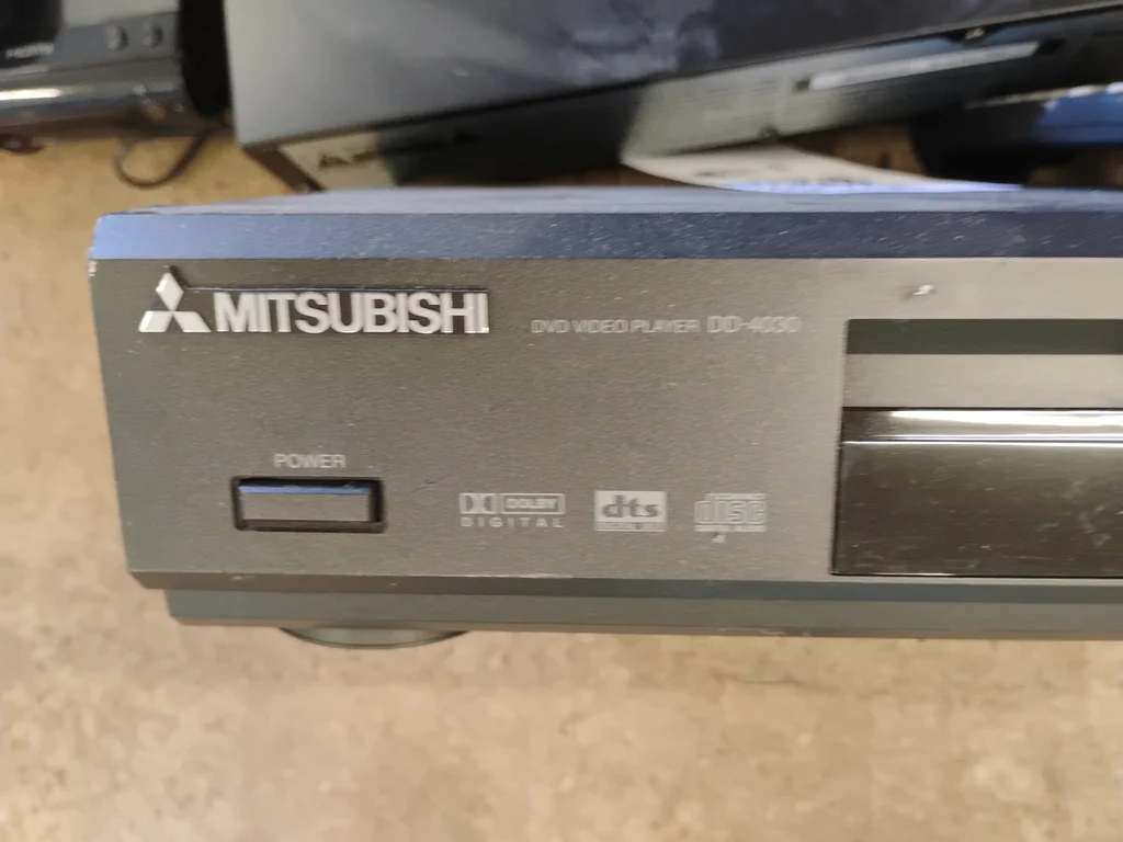 DVD Players with Remote Controls - image 7 of 8