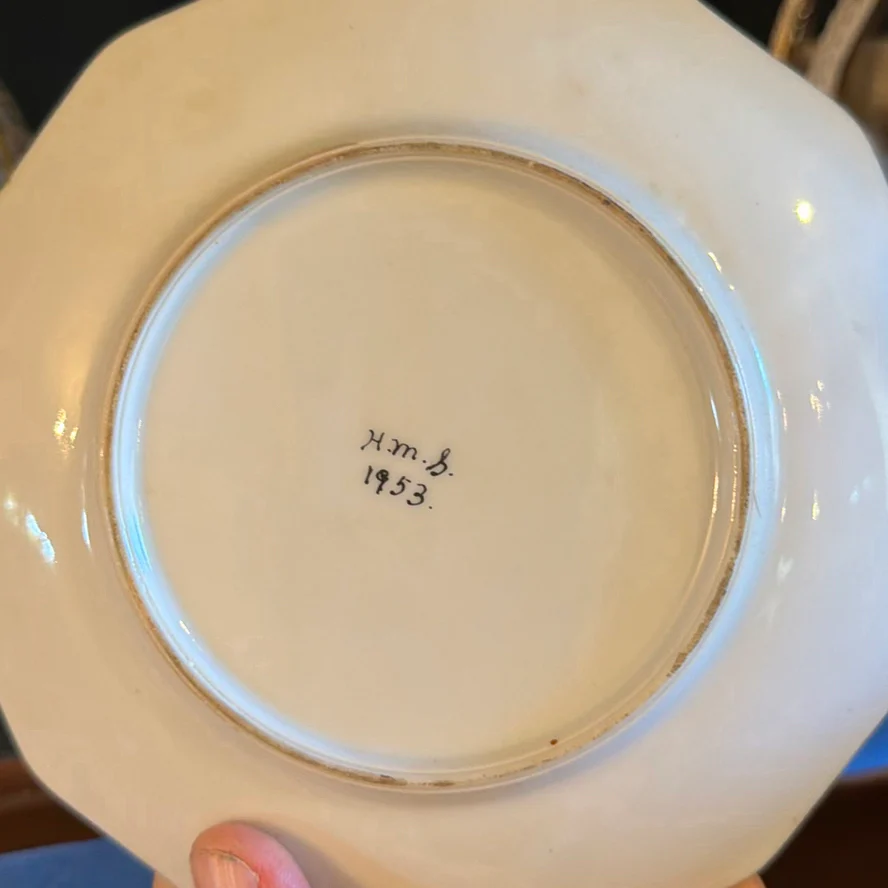 Decorative Porcelain and Ceramic Home Decor Assortment - image 5 of 11