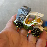 Collection of Die-Cast Toy Cars and Vehicles - thumbnail 25 of 30