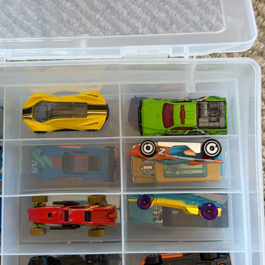 Die Cast Toy Cars in Plastic Storage Case - image 18 of 29