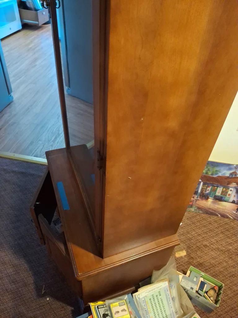 Wooden Display Cabinet - image 5 of 6