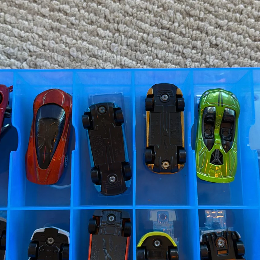 Die-Cast Toy Cars in Blue Storage Case - image 9 of 20