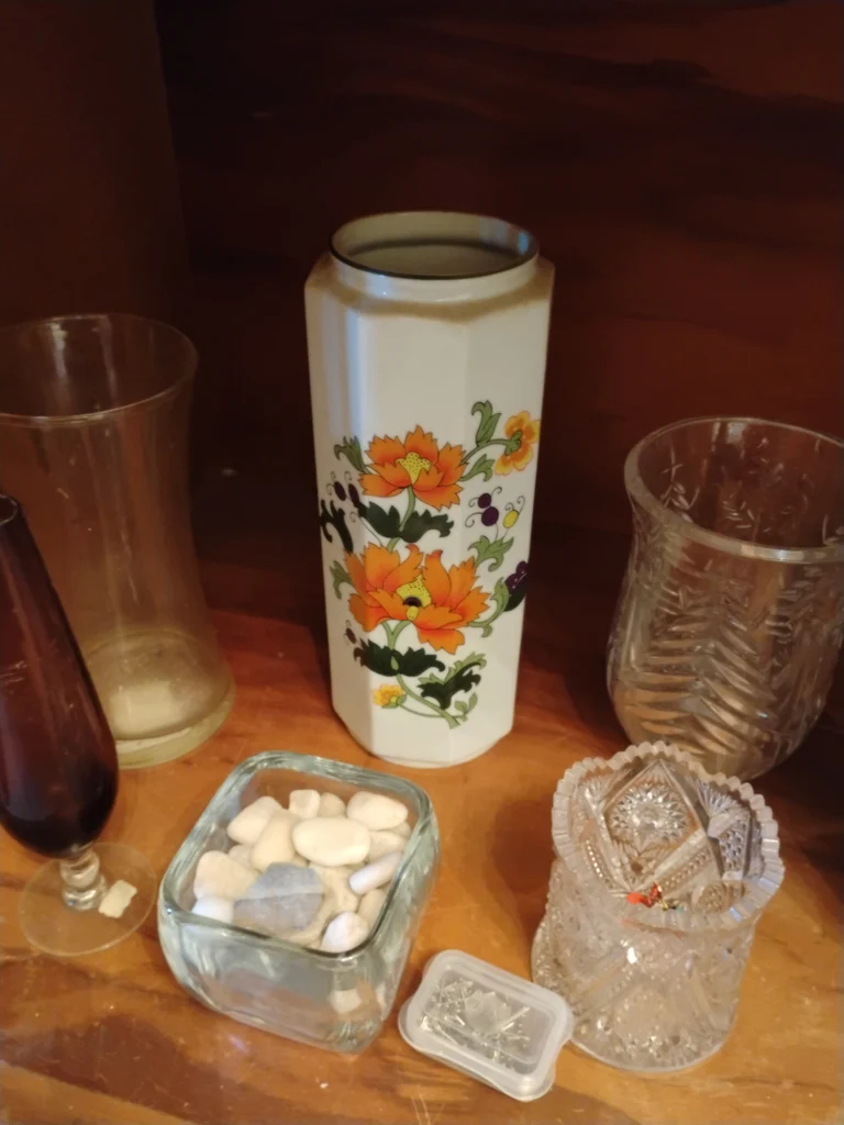 Decorative Vases, Planters, and Glassware - image 6 of 11