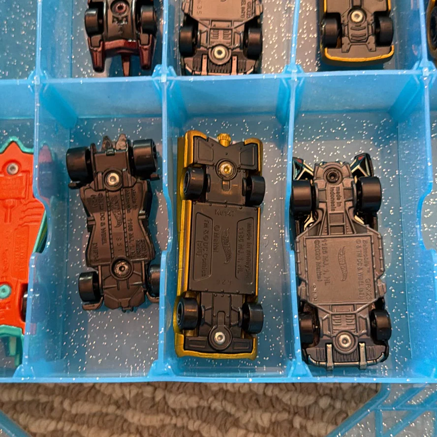 Batmobile Die-Cast Toy Car Collection in Storage Case - image 14 of 14