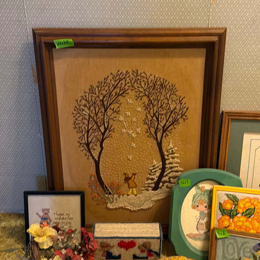 Framed Needlework and Handmade Decorative Items - image 4 of 10