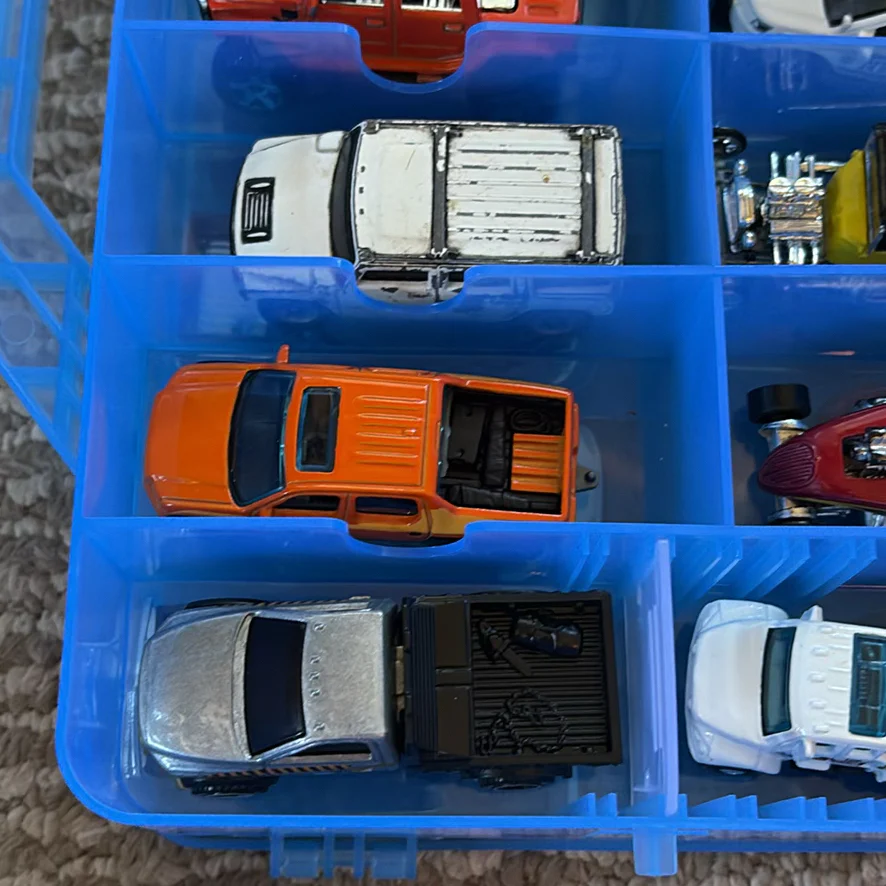 Die-Cast Toy Cars in Blue Storage Case - image 18 of 45