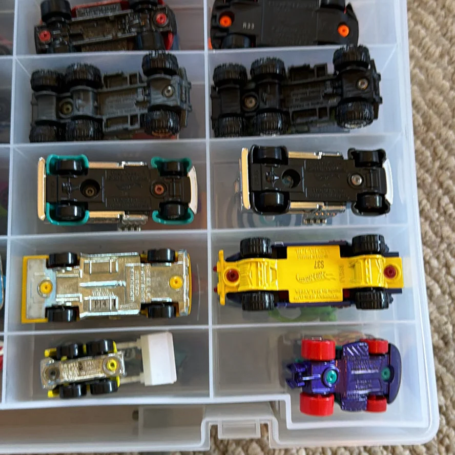 Die-Cast Toy Cars and Vehicles with Case - image 10 of 29