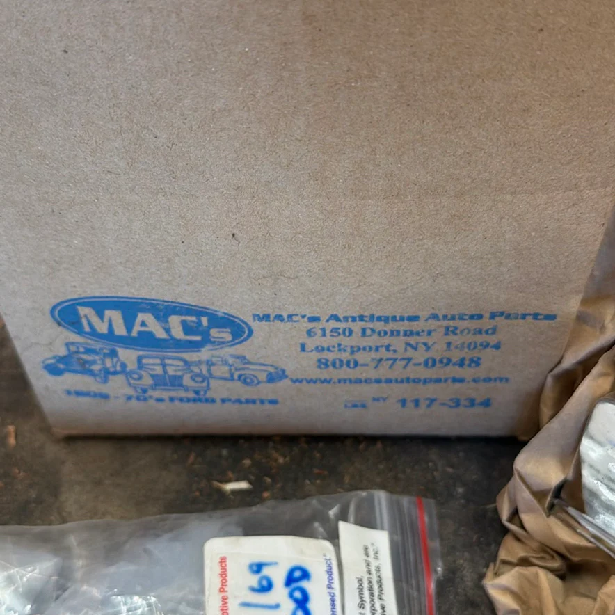 Vintage Automotive Parts and Accessories Lot - image 8 of 11