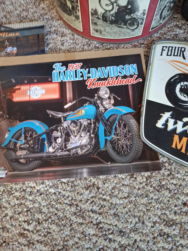 Harley-Davidson Motorcycle Collectibles and Decor Assortment - image 6 of 12