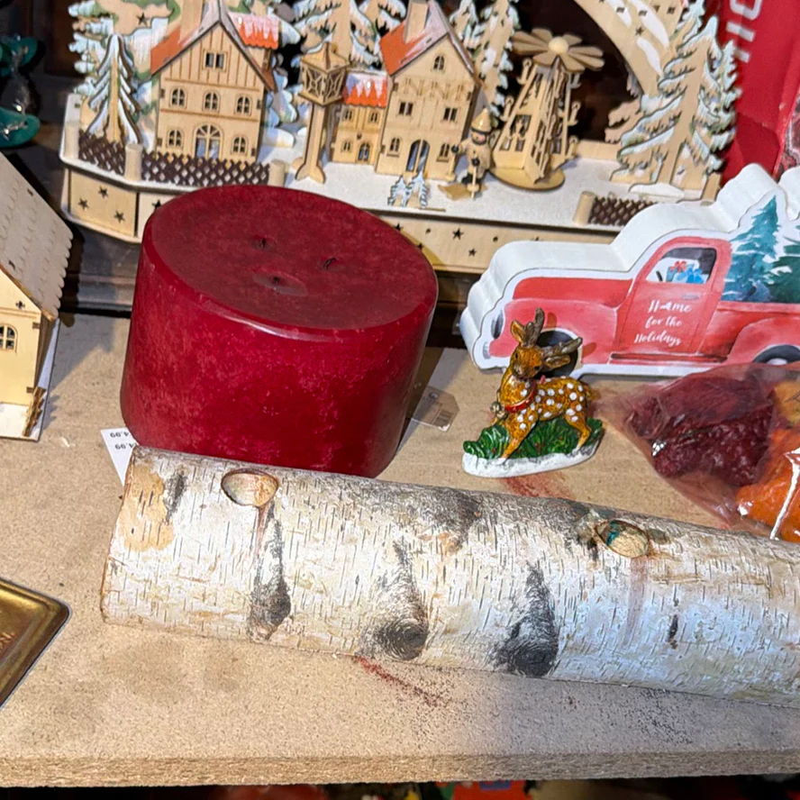 Christmas and Holiday Decorations - image 8 of 15