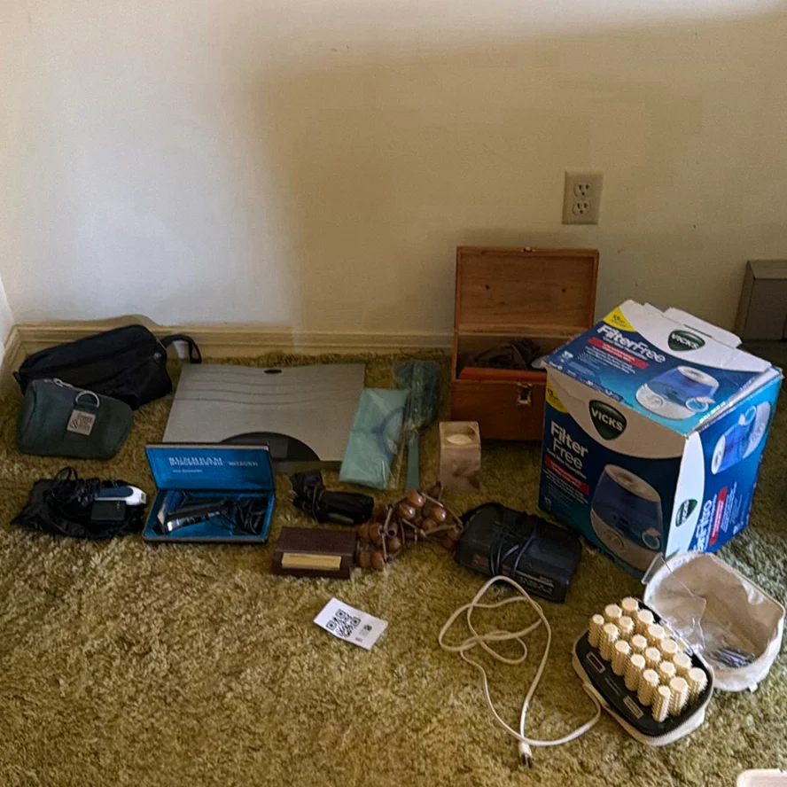Personal Care Electronics and Accessories - image 1 of 13