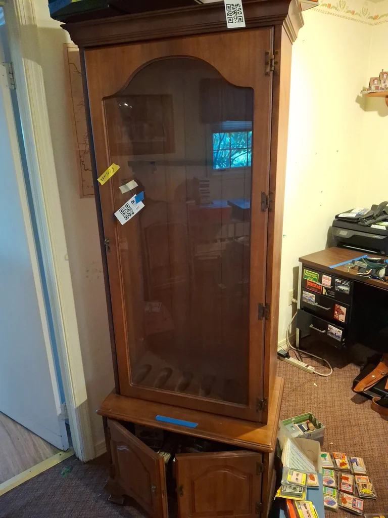 Wooden Display Cabinet - image 6 of 6