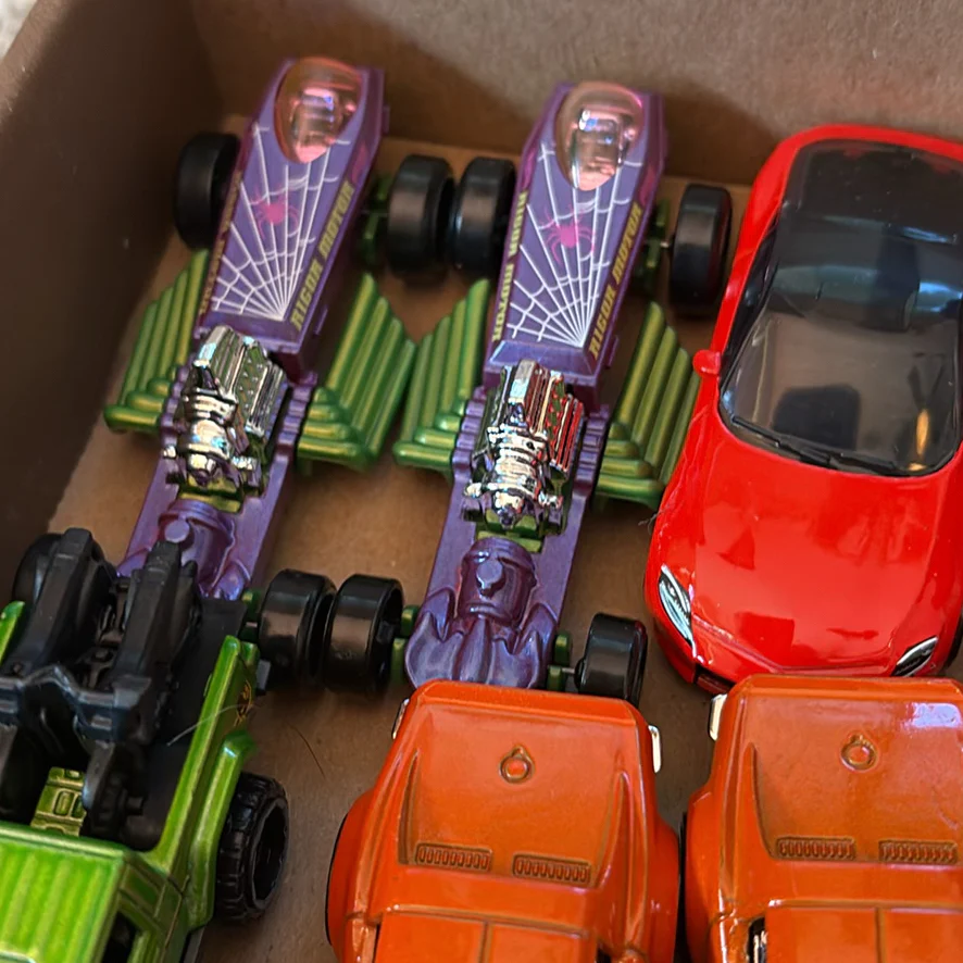 Die-Cast Toy Cars and Trucks - image 6 of 17