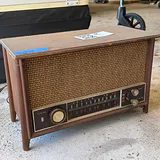 Zenith AM/FM Tabletop Radio - thumbnail 1 of 5