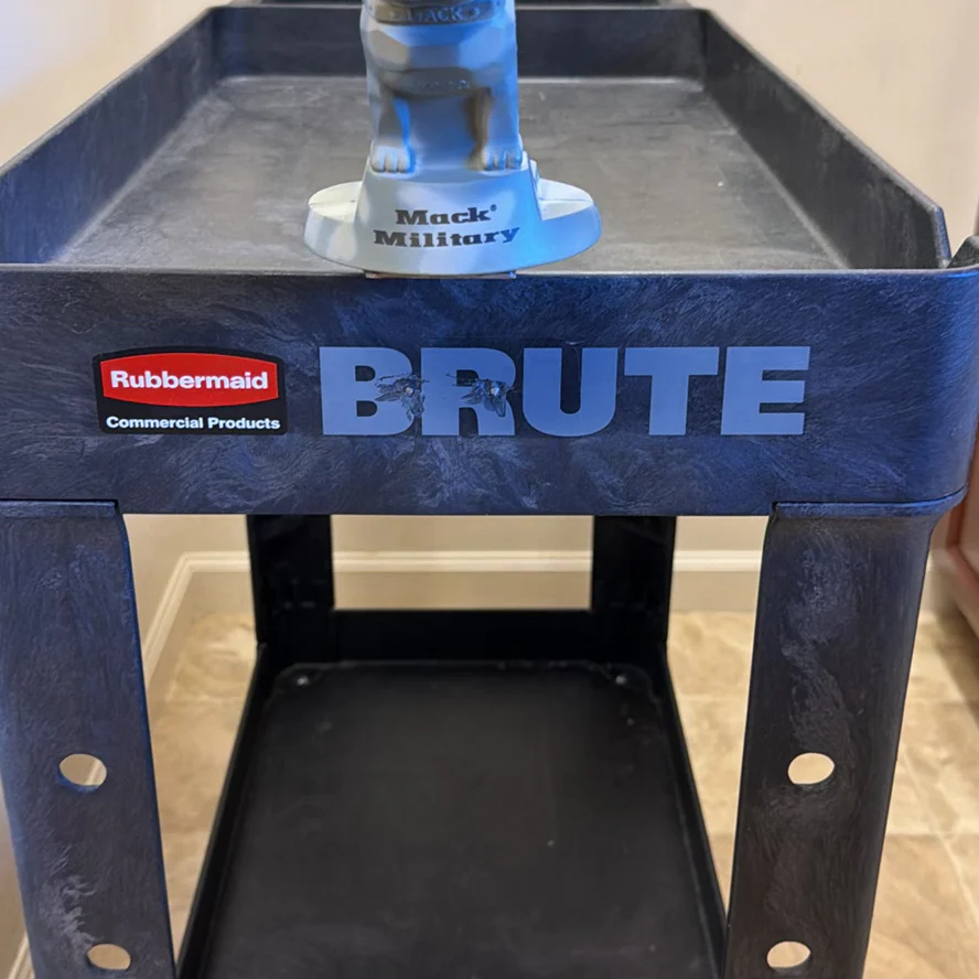 Rubbermaid BRUTE Utility Cart - image 2 of 8
