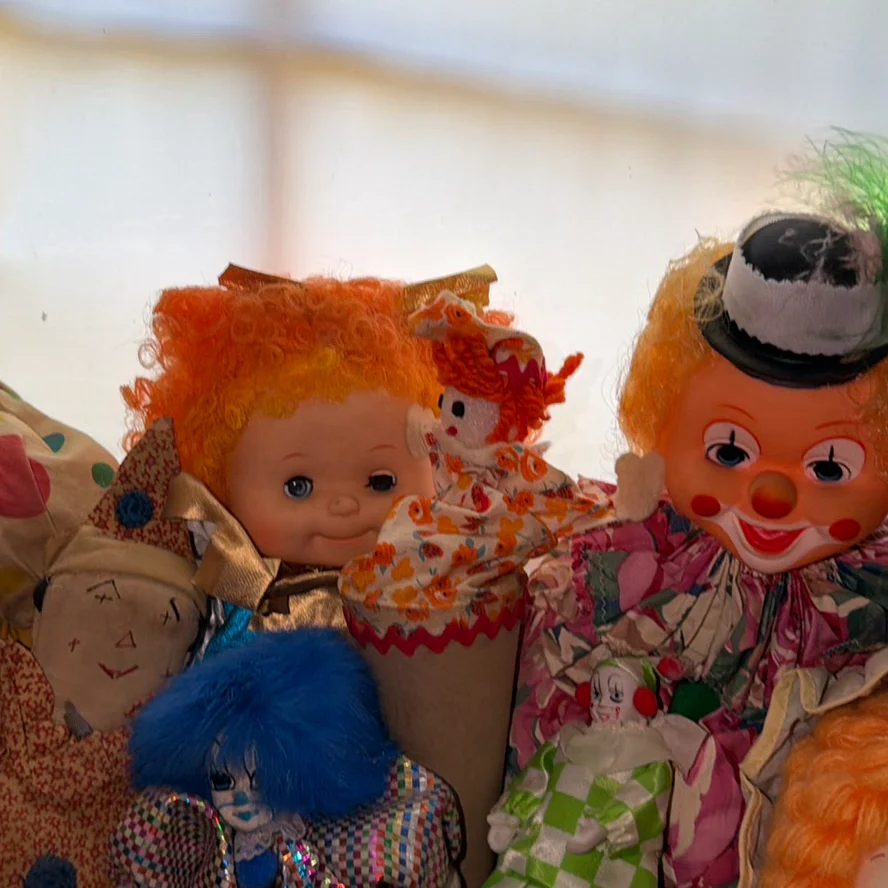 Clown Dolls and Figurines - image 8 of 14