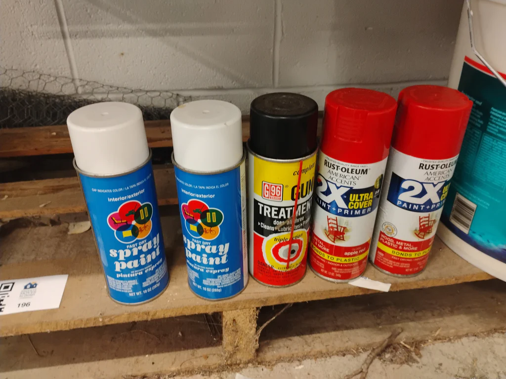 Hydraulic Oil, Masonry Waterproofer, and Spray Paint Cans - image 2 of 4