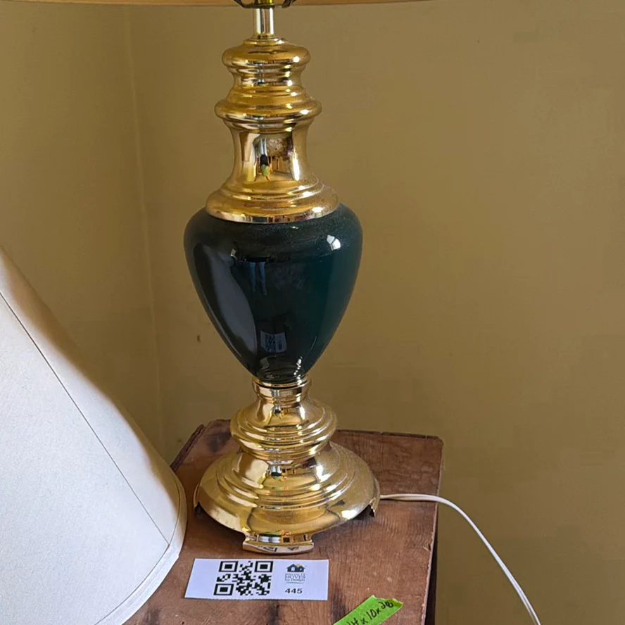 Table Lamp with Two Lamp Shades - image 2 of 7