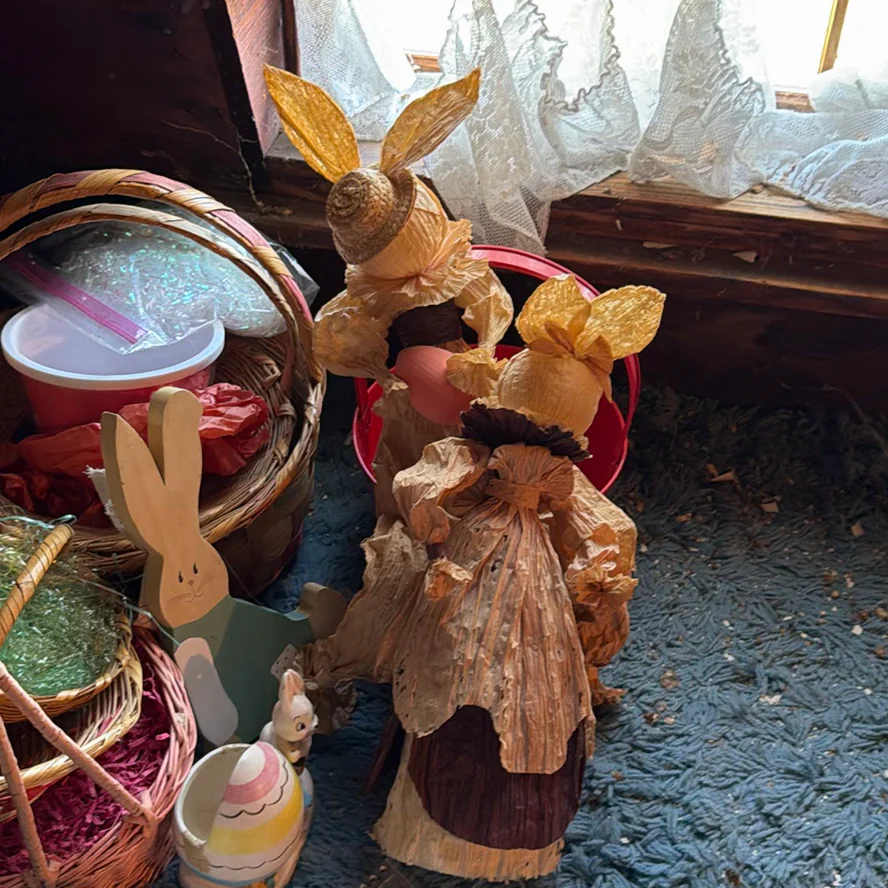 Easter Baskets, Plastic Eggs, and Seasonal Decorations - image 12 of 13