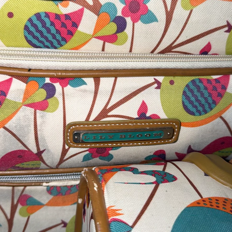 Lily Bloom Rolling Luggage Set - image 3 of 9