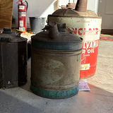 Vintage Metal Oil Cans and Sinclair Pennsylvania Motor Oil Can - thumbnail 3 of 6