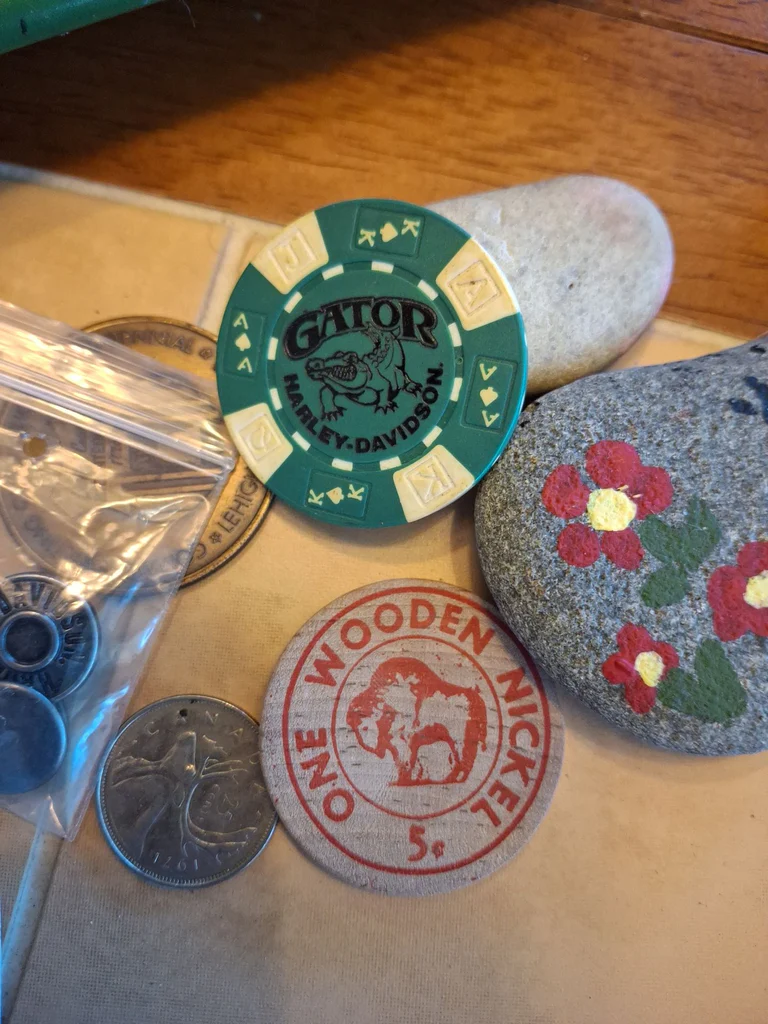 Decorative Stones, Padlock, and Small Collectibles - image 9 of 10