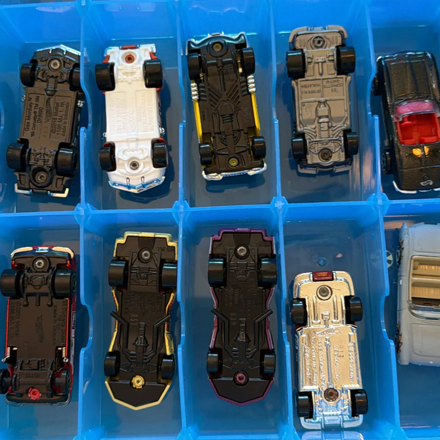 Toy Corvette Die-Cast Car Collection in Storage Case - image 7 of 22