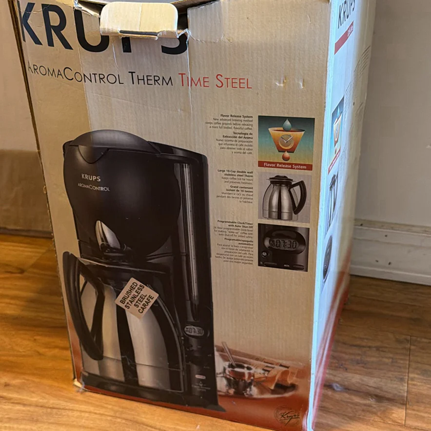 Small Kitchen Appliances - image 3 of 7