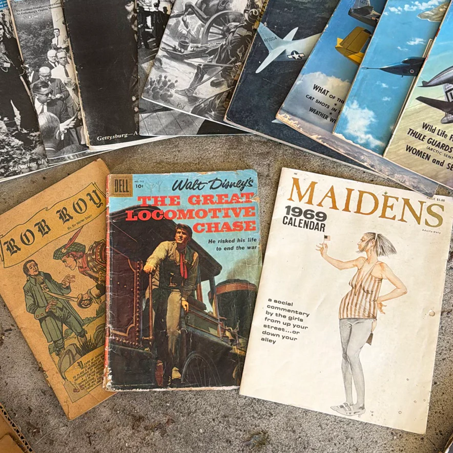 Collection of Vintage Magazines and Comic Book - image 5 of 5