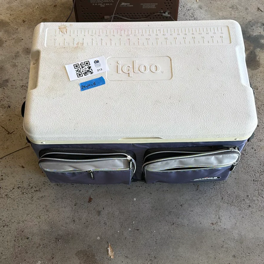 Igloo MaxCold Cooler - image 1 of 5