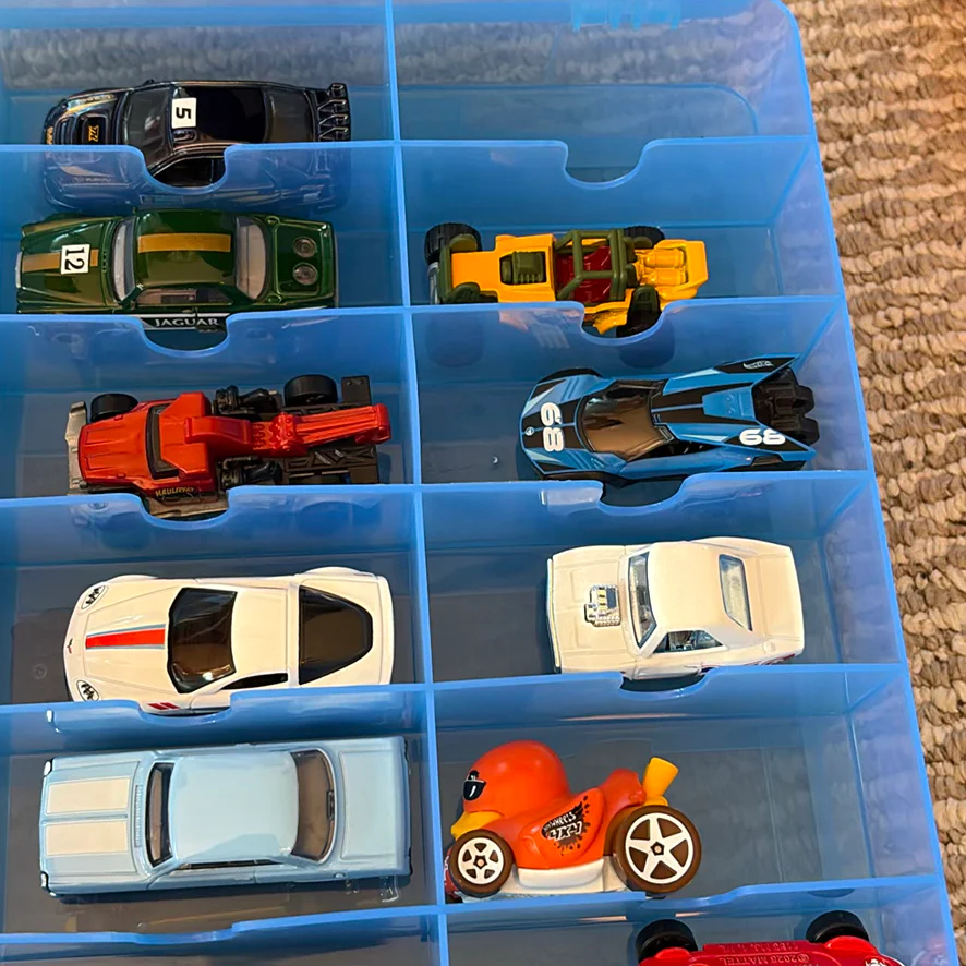 Toy Die-Cast Cars and Storage Cases - image 5 of 41