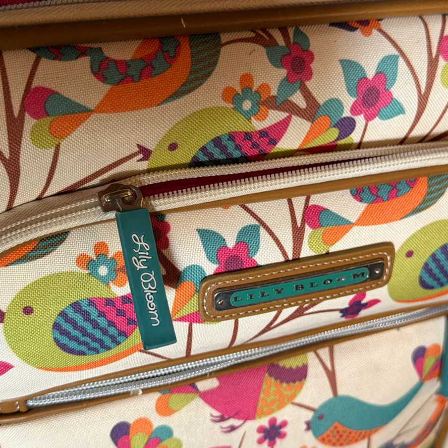 Lily Bloom Rolling Luggage Set - image 2 of 9