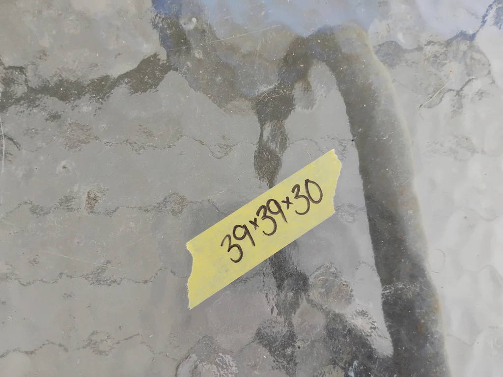 Round Glass Patio Table - image 6 of 6