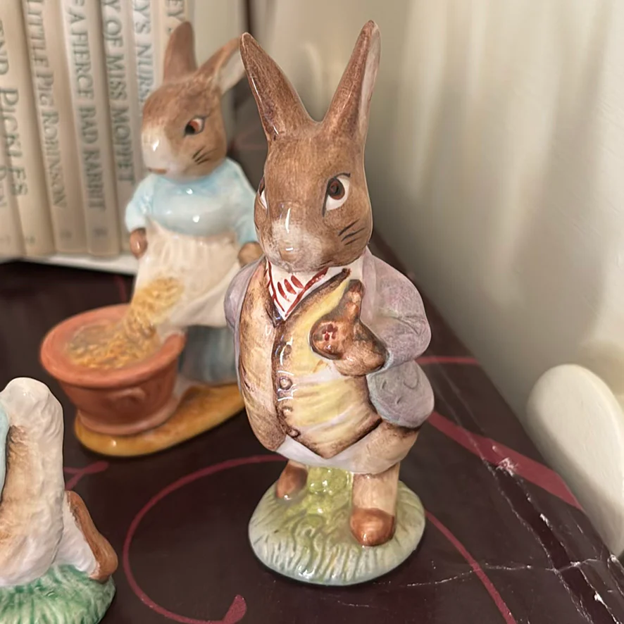 Beatrix Potter Figurines and Book Collection - image 5 of 12