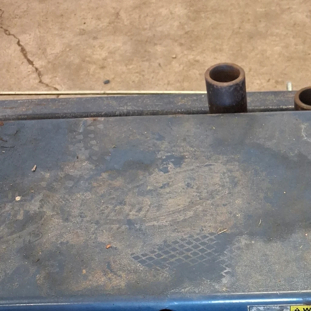 Eagle Equipment 8,000 lb Four-Post Automotive Lift - image 13 of 16