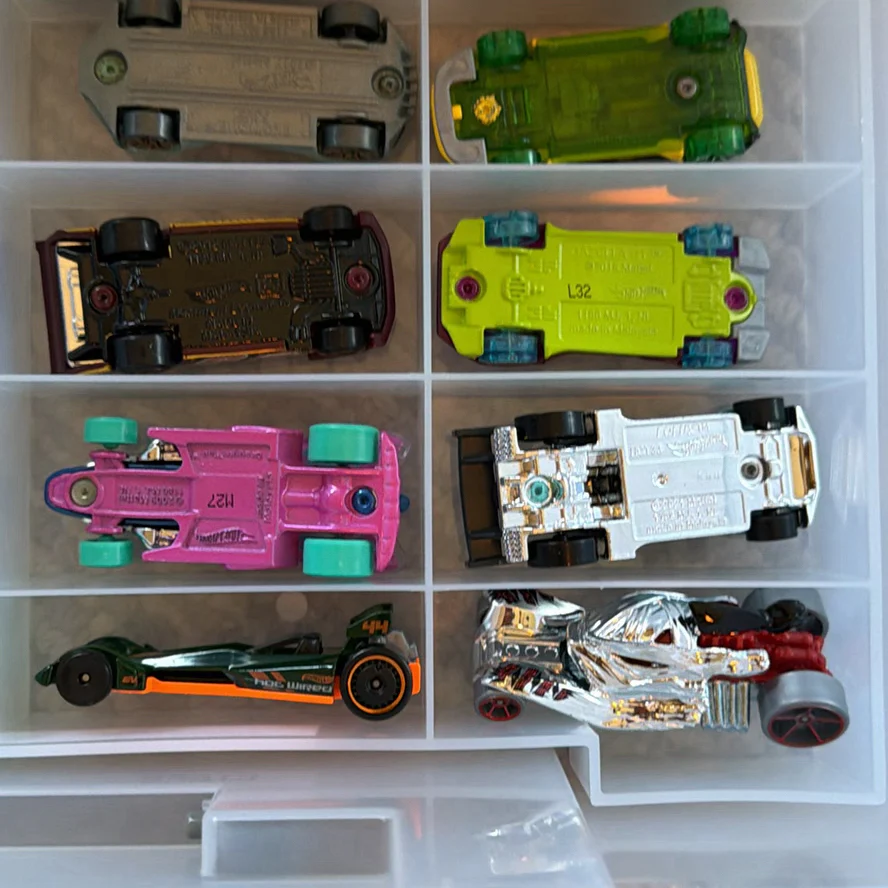 Toy Die-Cast Cars and Plastic Storage Case - image 27 of 29
