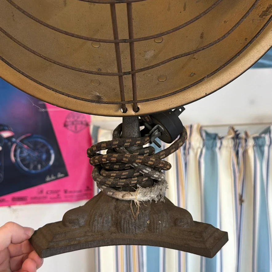 Vintage Capitol Hanging Electric Heater - image 3 of 6