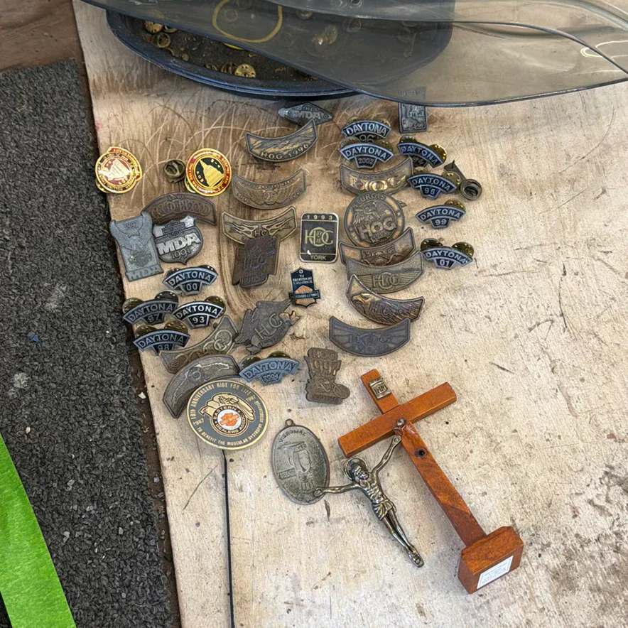 Harley-Davidson HOG Pins and Motorcycle Windshields - image 1 of 8