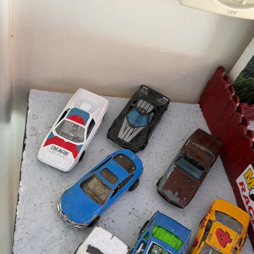Die-Cast Toy Cars - image 2 of 9