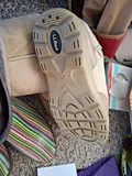 Hats, Boots, Bags, Umbrella, and Decorative Items - thumbnail 10 of 15
